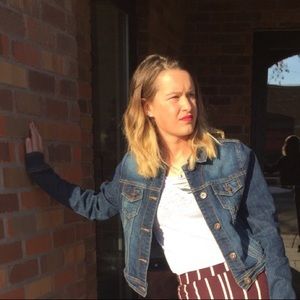 Meet your Posher, Isabel